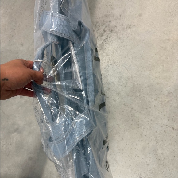 BEIS x GAP NWT Light Blue Jean/ Jeans Tote Bag - Picture 9 of 10